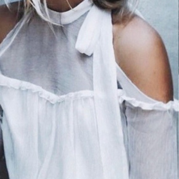 🌟5 STAR RATED🌟 1 M Left Angelica Sheer Top🌸 - Picture 3 of 8